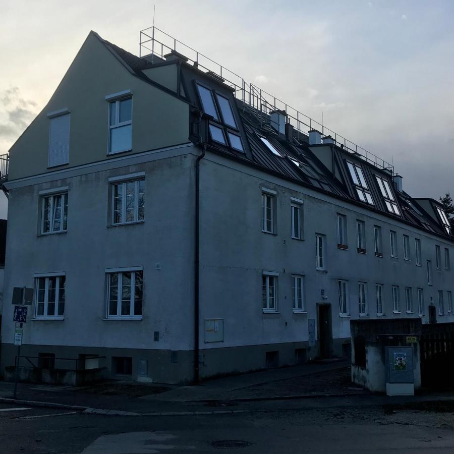 Lg Living Apartment Stockerau Exterior foto